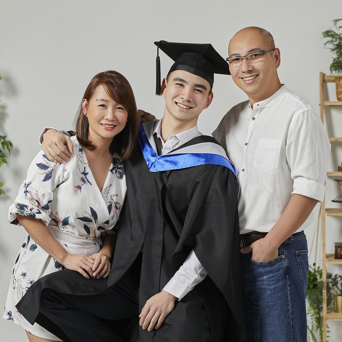 Graduation + Family Portrait Klang | Graduation Photography Klang | Graduation Photo Shooting Klang | Graduation Portrait Klang | Family Portrait Klang | Family Photography