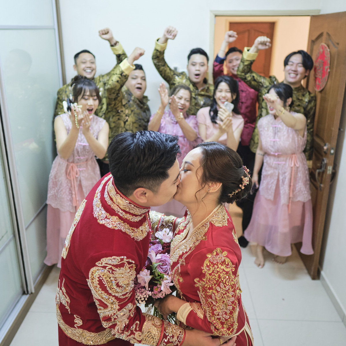 Wedding Day Klang | Graduation Photography Klang | Graduation Photo Shooting Klang | Graduation Portrait Klang | Family Portrait Klang | Family Photography