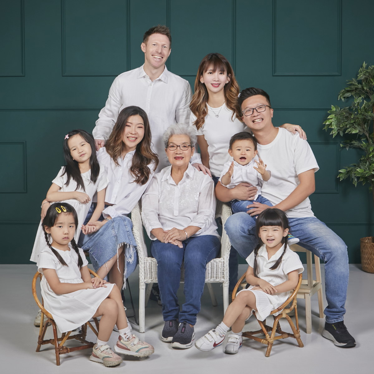 KIDS + FAMILY PORTRAIT Klang | Kids Photography Klang | Family Photography Klang | Professional Photography Service Klang 