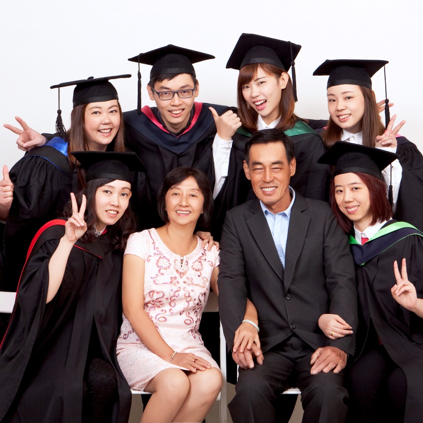 Graduation + Family Portrait Klang | Graduation Photography Klang | Graduation Photo Shooting Klang | Graduation Portrait Klang | Family Portrait Klang | Family Photography