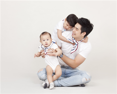 Wendy + Nelson Family