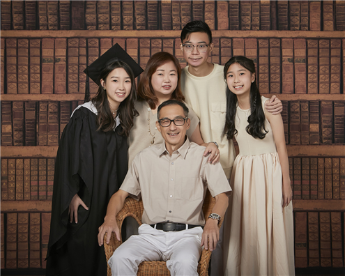 Jing Xuen's Family