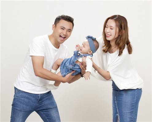 Stephie + Kee Family