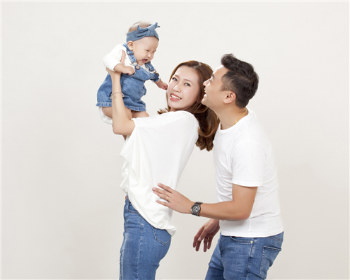 Stephie + Kee Family